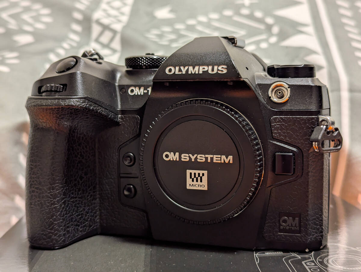 OLYMPUS - 【中古】(オリンパス) OLYMPUS OM-1 中古】(オリンパス) OLYMPUS OM-1 シルバー｜ナニワグループ