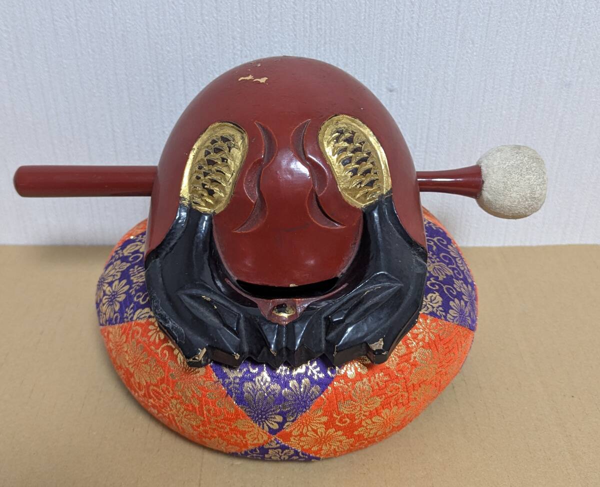 朱塗木魚 セット 仏具 木魚 寺院 お寺 本堂 荘厳 鳴物 梵音具 仏器 仏 佛 供養 法事 法要 法会 僧侶 木彫 杢魚 バイ 丸布団 バチ 座布団