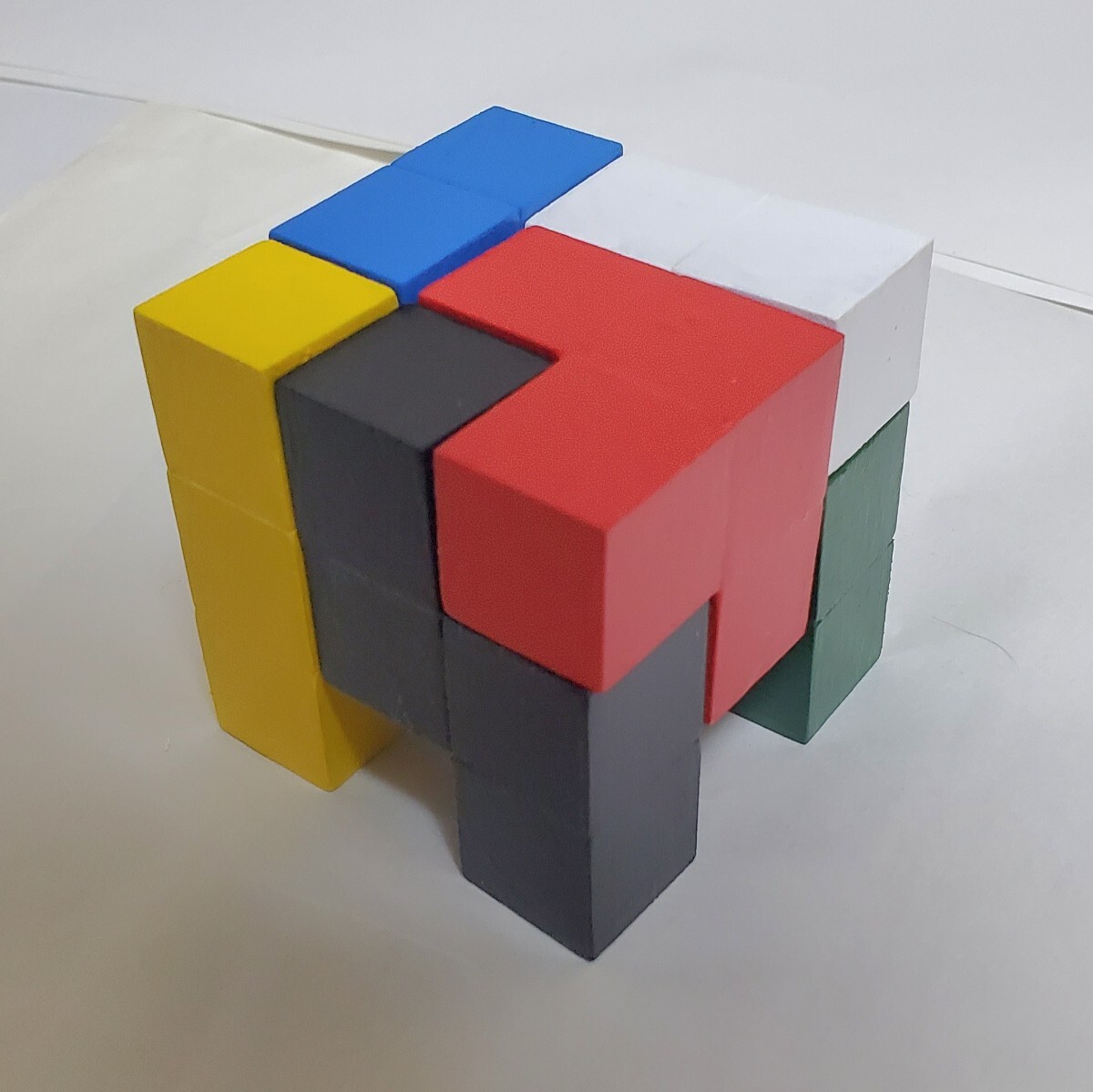 ☆知育玩具■ハンドメイドのニキーチンの「みんなの積み木」(1辺9cmの立方体) 知育玩具 立体パズル