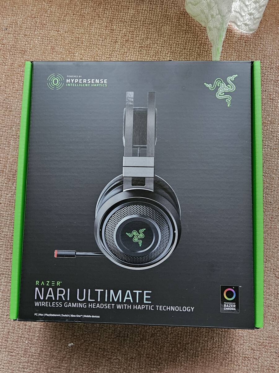 Razer レイザー Nari Ultimate ワイヤレスゲーミングヘッドセット RZ04-02670100-R3M1　未開封