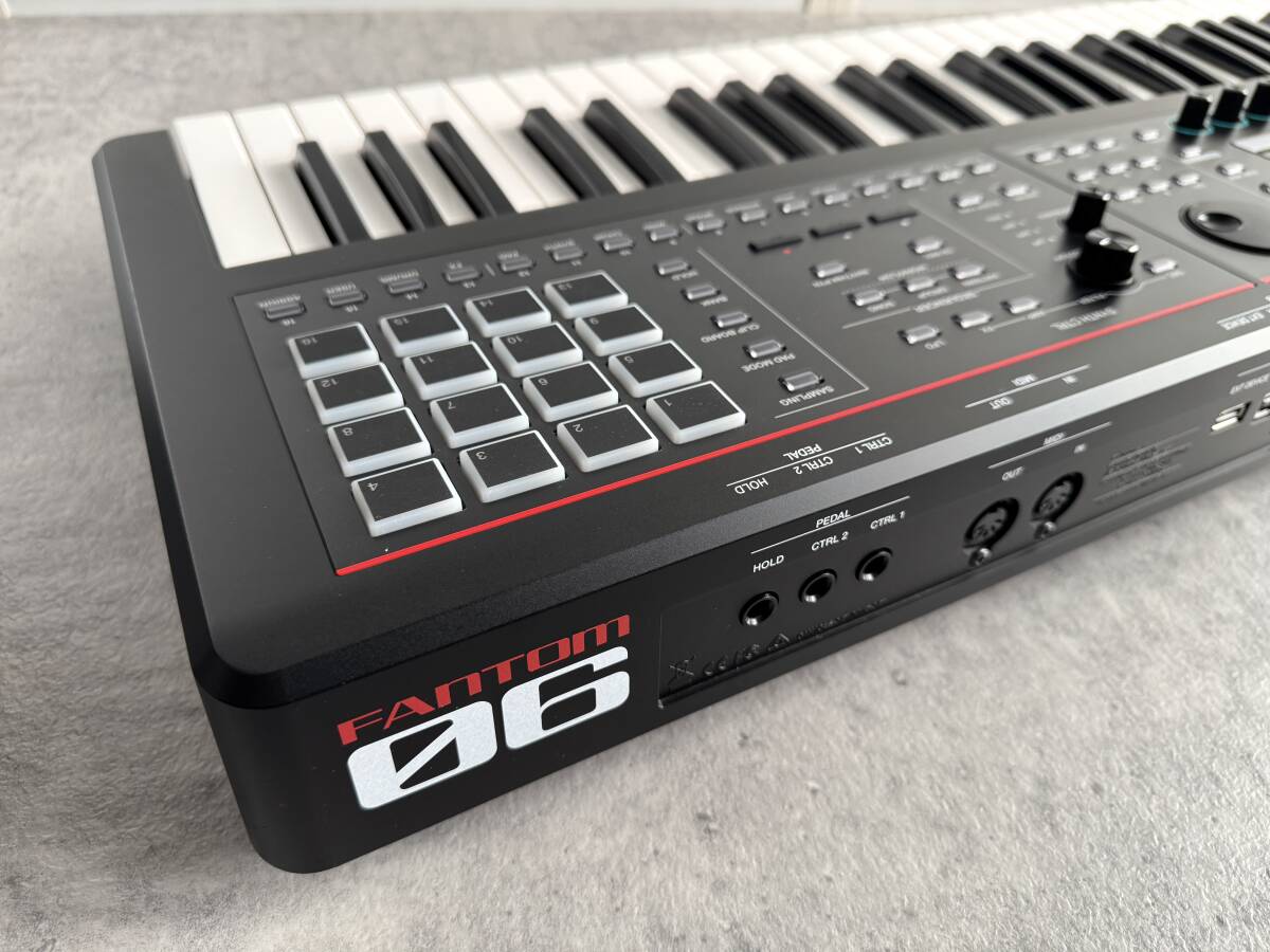 Roland FANTOM-06 シンセサイザー本体 純正ソフトケース付き Yahoo!オークション - 【美品】Roland FANTOM-06 + 純正ソフトケース