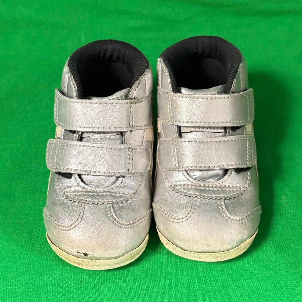 オニツカタイガー Onitsuka Tiger ベビー スニーカー 1184A001 シルバー マジックテープ 14.5センチ_画像6