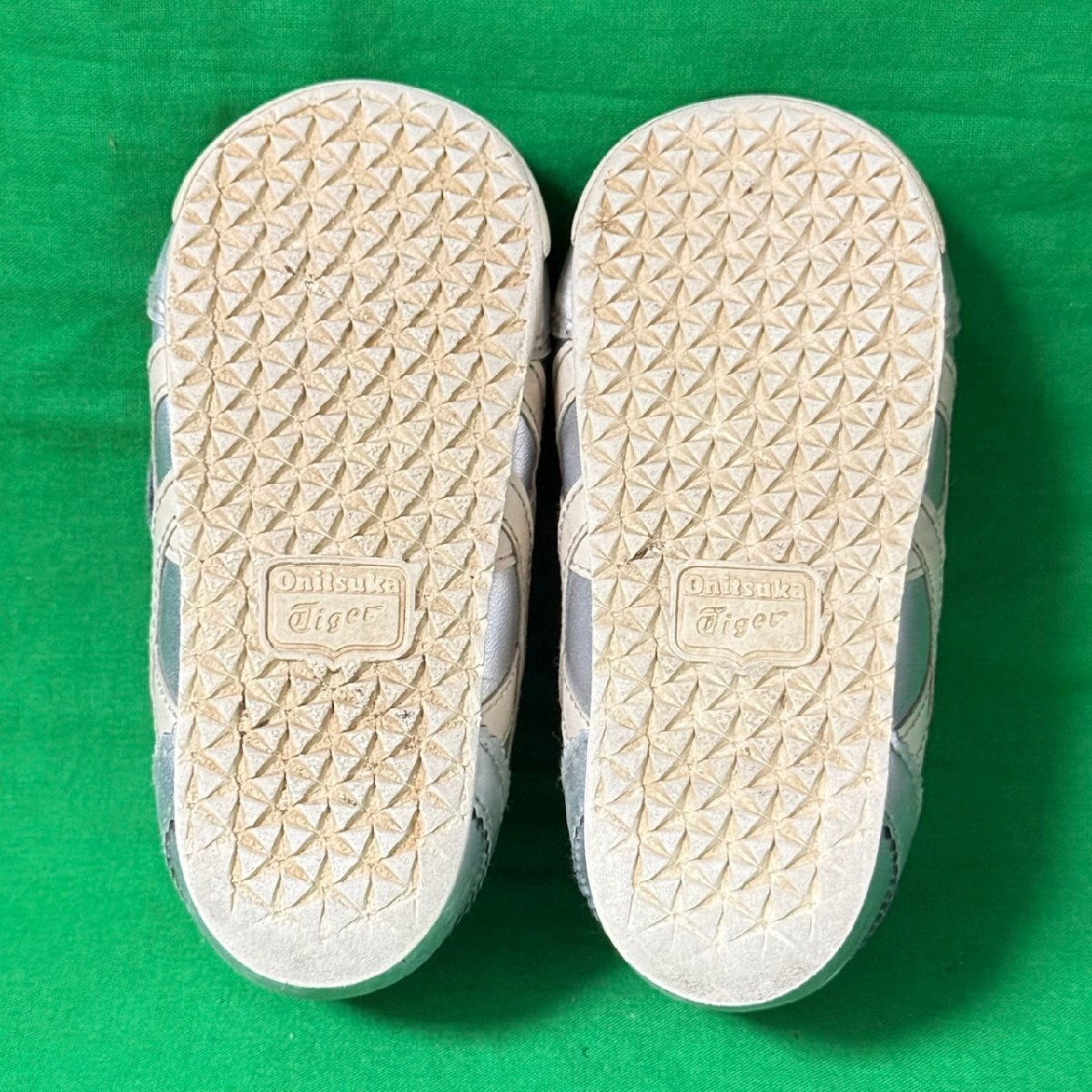 オニツカタイガー Onitsuka Tiger ベビー スニーカー 1184A001 シルバー マジックテープ 14.5センチ_画像7