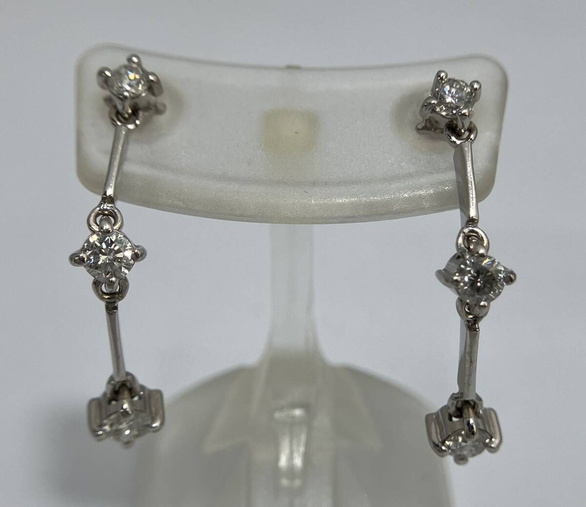 簡(jiǎn)易鑑別書 K18WG ピアス ダイヤモンド 0.25ct×2 1.8g ホワイトゴールド 天然石 店舗受取可