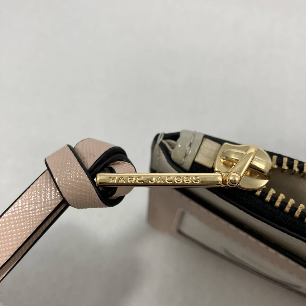 MARC JACOBS パスケース ベージュ カードケース
