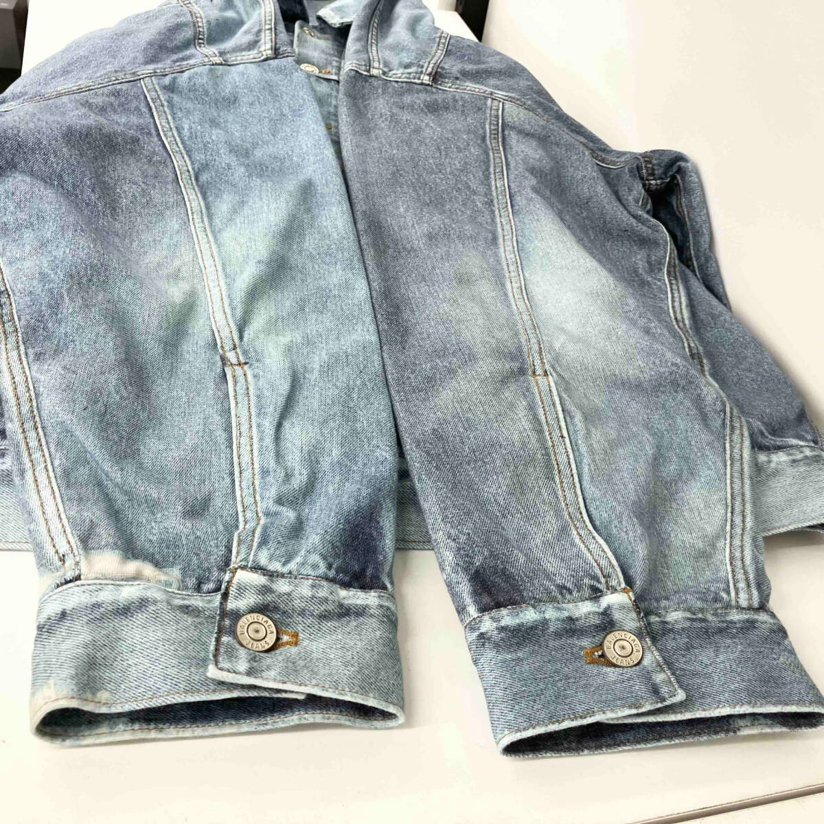 1円スタート BALENCIAGA バレンシアガ 22AW トロンプルイユ 1円スタート BALENCIAGA バレンシアガ 22AW トロンプルイユ