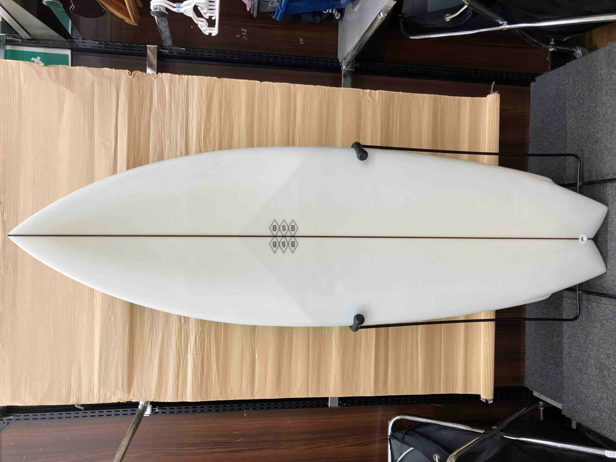サーフボード BSB 5'7' リッター数不明 ビーエスビー 店舗受取可 サーフボード BSB 5'7' リッター数不明 ビーエスビー 店舗受取可