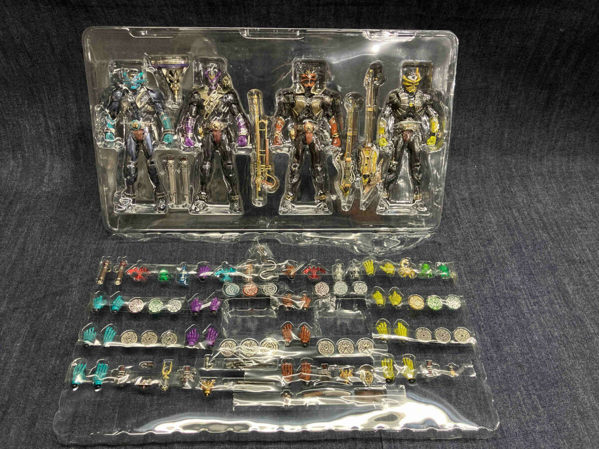 バンダイ S.I.C. 仮面ライダー響鬼 関東十一鬼 揃う精鋭 剛鬼/蛮 バンダイ S.I.C. 仮面ライダー響鬼 関東十一鬼 揃う精鋭 剛鬼/蛮