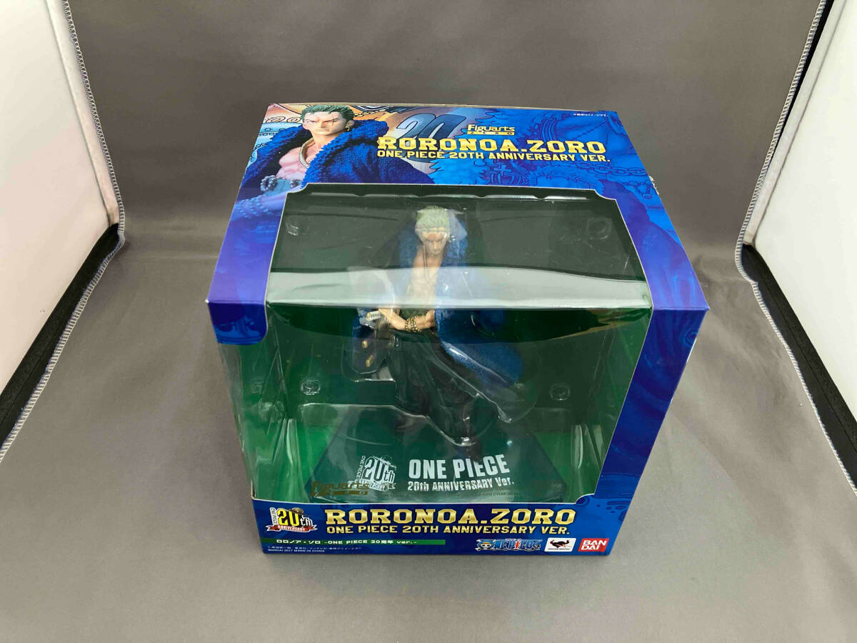 【きれいめファッション51選】上品さと清潔感をキープし ロロノア・ゾロ FiguartsZERO -ONE ワンピース/S.H.Figuarts(フィギュアーツ) 20周年ver.- PIECE ロロノア・ゾロ