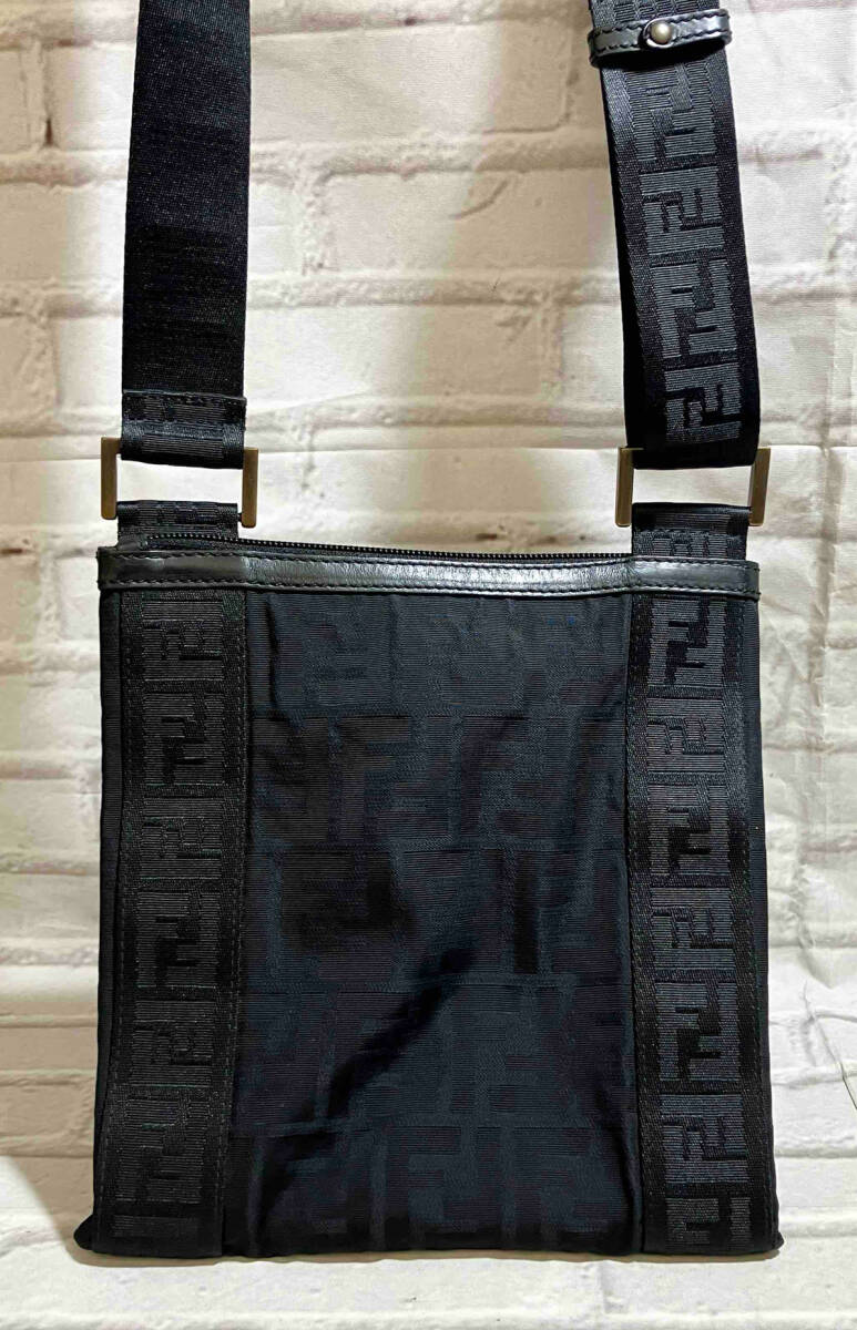 FENDI / Fendi / нейлон сумка на плечо / 7VA186 / черный 
