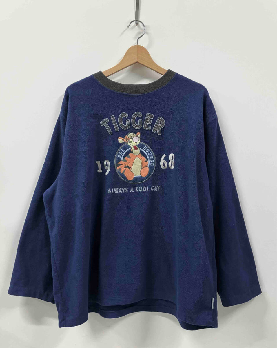 DISNEY STORE ディズニーストア サイズL ティガー スウェット ネイビー アップリケ