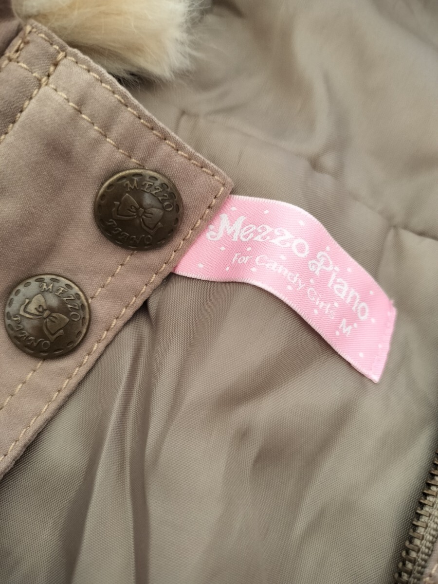 メゾピアノ ベージュのコート150M フードジャケット_画像3