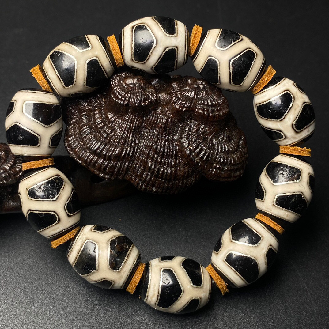 [.][.. производства * маленький . гравюра * серебряный ..*.. небо . цепь * netsuke *...] первоклассный . старый . предмет China старый . старый изобразительное искусство старый прекрасный тест 