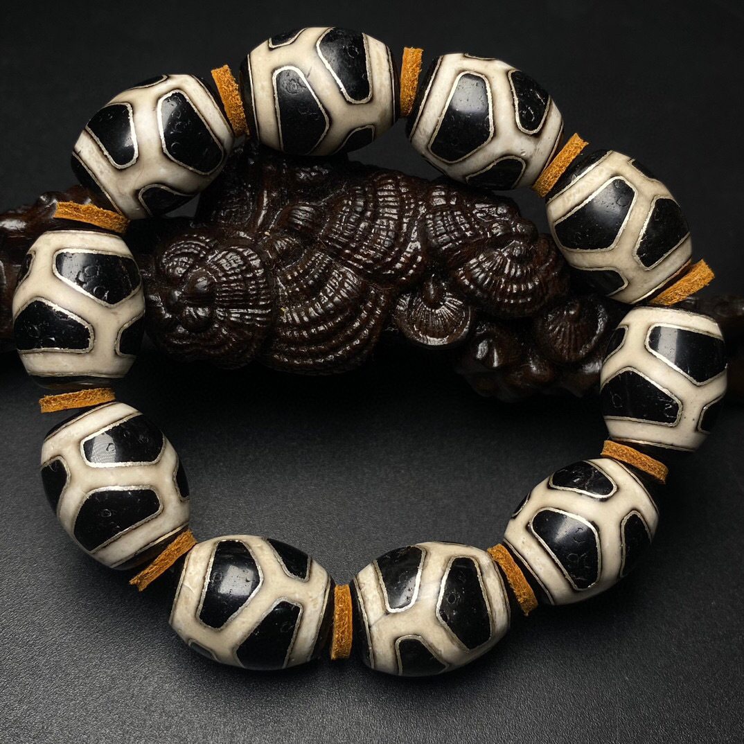 [.][.. производства * маленький . гравюра * серебряный ..*.. небо . цепь * netsuke *...] первоклассный . старый . предмет China старый . старый изобразительное искусство старый прекрасный тест 
