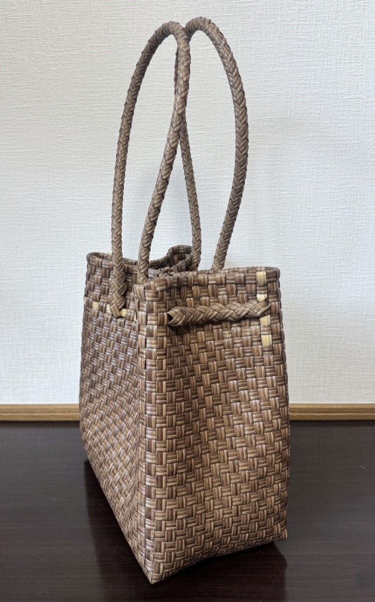 【レアな木目調(diào)デザイン】 プラカゴ メルカド トートバッグ ハンドメイド パサール かごバッグ Mサイズ レアカラー