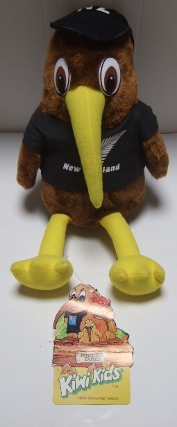 kiwi kids ぬいぐるみ　ALL BLACKS？ オールブラックス？　キウイ