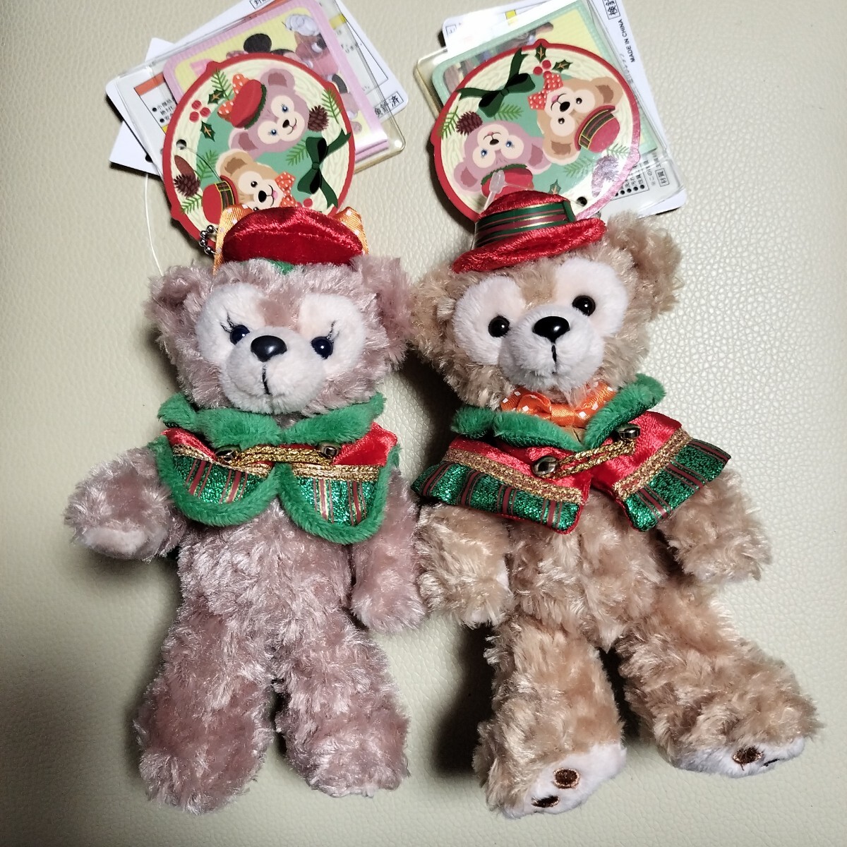 TDS ディズニーシー クリスマス2015年 ダッフィー シェリーメイ ぬいぐるみバッジ|