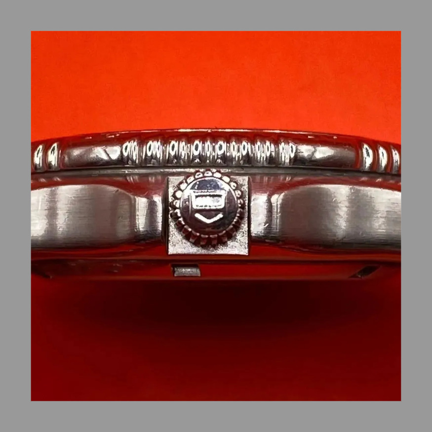 [TAGHEUER]wt1214 * инструкция коробка с футляром * TAG Heuer кварцевый мужской мужской состояние хороший спорт часы 200M