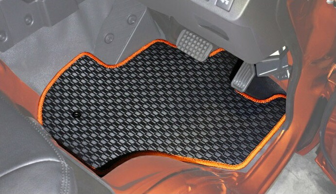 シュピーゲル ネイキッド L750S L760S ラバー フロアマット ラバー製 RBFMDH059 Spiegel