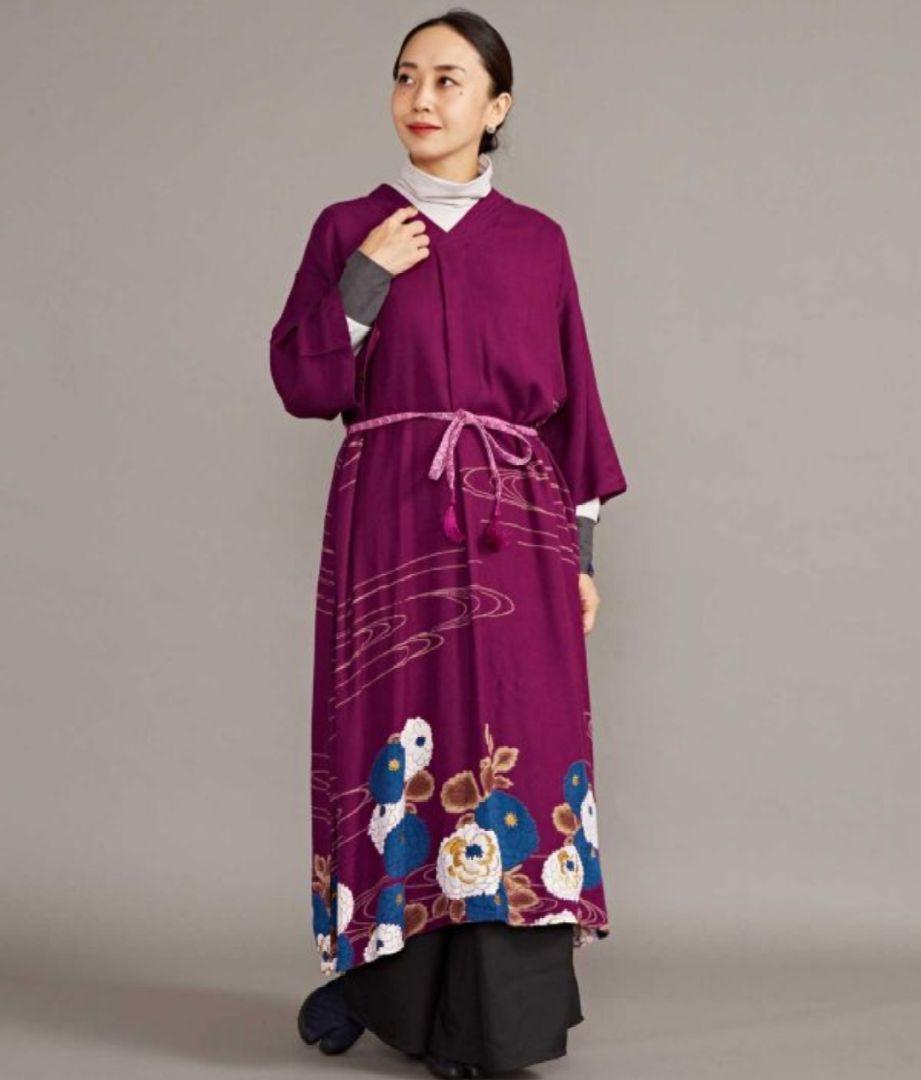 【職人手作り】和モダン金刺繍の牡丹柄ワンピース◆新品紫◆着物みたいに着こなせる◆ロングワンピース_画像1