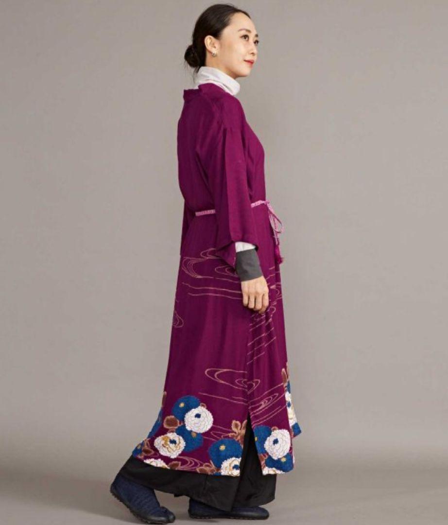 【職人手作り】和モダン金刺繍の牡丹柄ワンピース◆新品紫◆着物みたいに着こなせる◆ロングワンピース_画像3