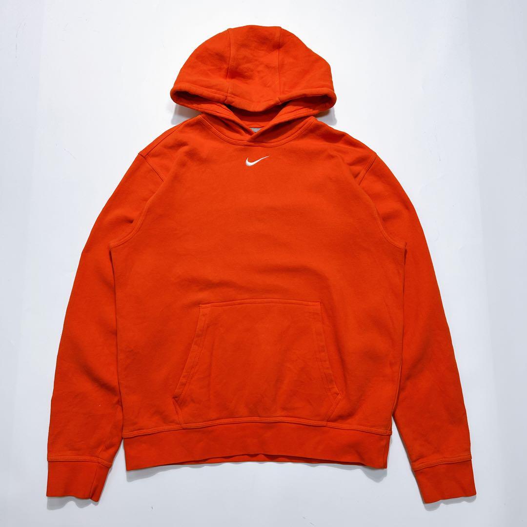NIKE ナイキ プルオーバーパーカー L相当 オレンジ 刺繍 NIKE ナイキ プルオーバーパーカー L相当 オレンジ 刺繍