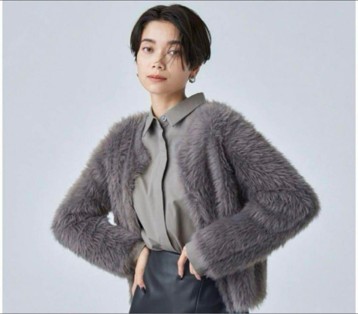 美品 PLST プラステ フェザーヤーン2WAYクルーネック 美品 PLST プラステ フェザーヤーン2WAYクルーネック