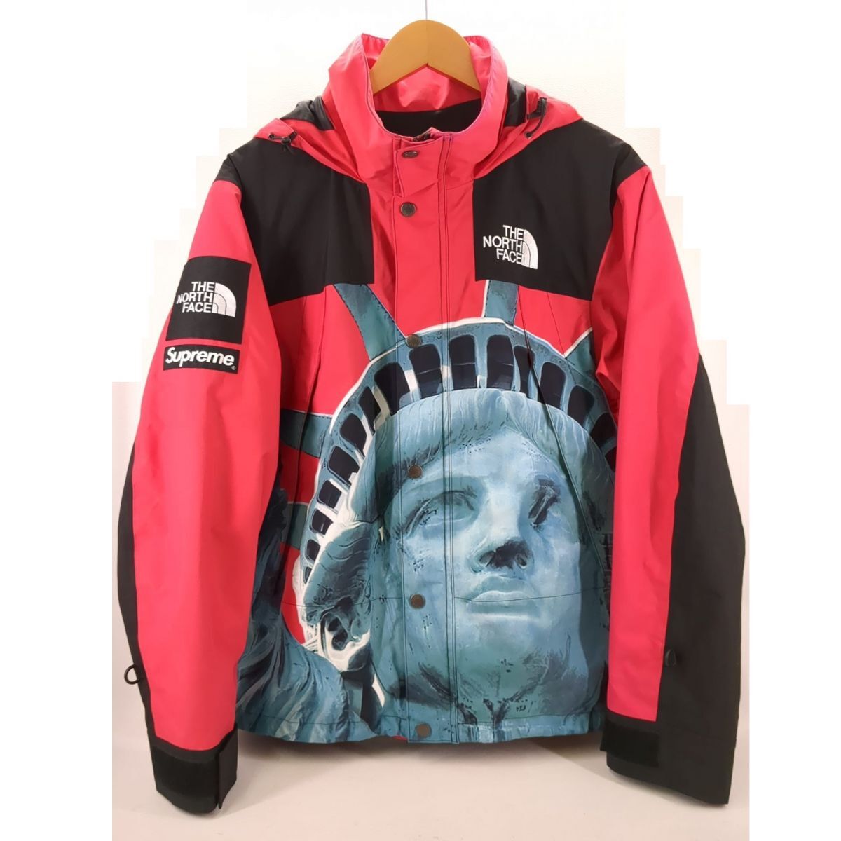 13940円 【中古】 THE NORTH FACE Supreme マウンテンジャケット 13940円 【中古】 THE NORTH FACE Supreme マウンテンジャケット