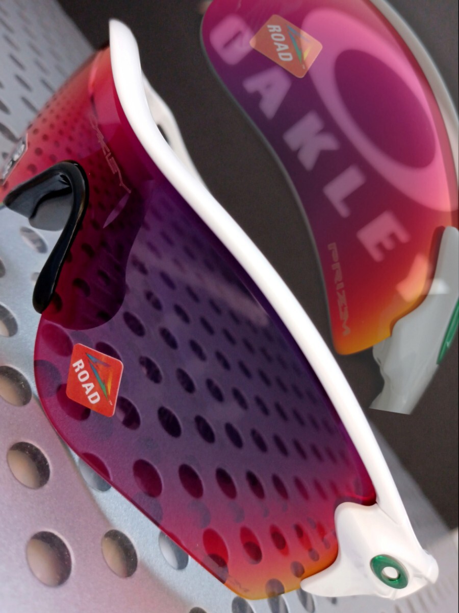 プリズム！レーダーロックパス☆ホワイト【OAKLEY】RADARLOCK PATH　PRIZM　サングラス