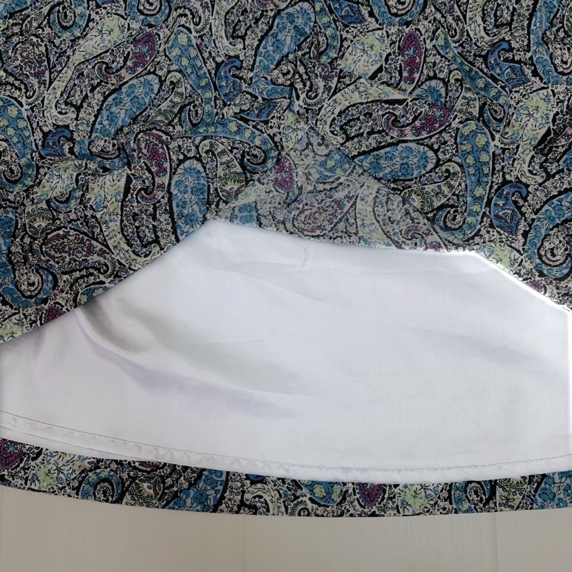 YH2047 AMACA レディース ひざ下丈 スカート ペイズリー柄 薄手 裏地あり ブルー系 36サイズ 華やか エレガント お洒落 万能 USED 古着_画像7
