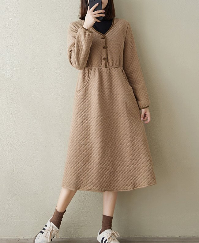 : ♪★: ♪ワンピ* L サイズ キルティング柄 腰が痩せて見えおしゃれなロング丈ワンピース ★新品★ ダークベージュ