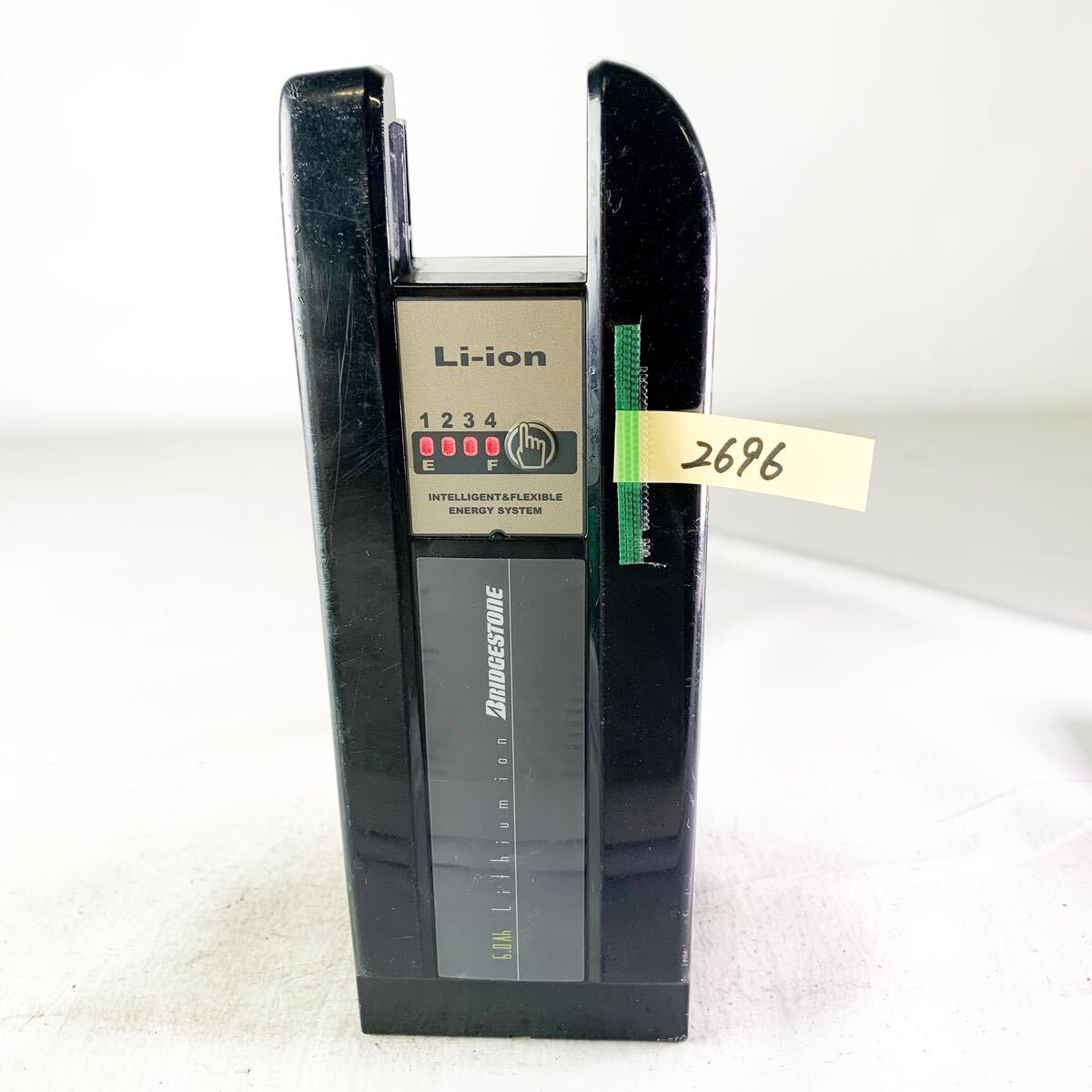 動作品 2696 YAMAHA ヤマハ 6Ah X73-31 電動自転車バッテリー 4点灯　4点灯 動作品　自転車バッテリー 大12 40490