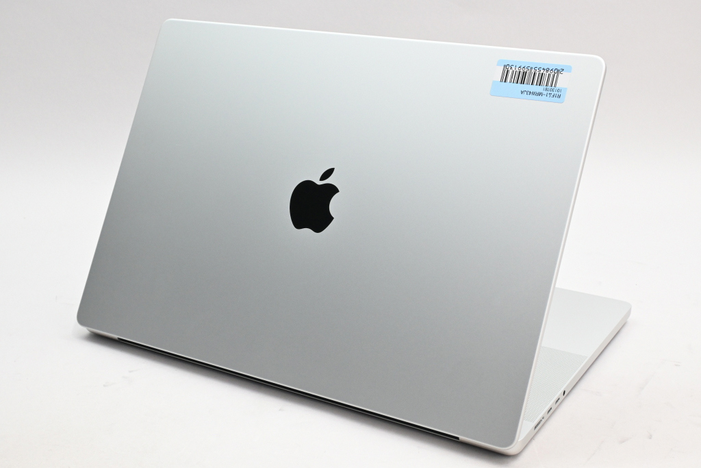 [中古]Apple MacBook Pro 16インチ M3 Pro(12コアCPU/18コアGPU) 512GB シルバー MRW43J/A