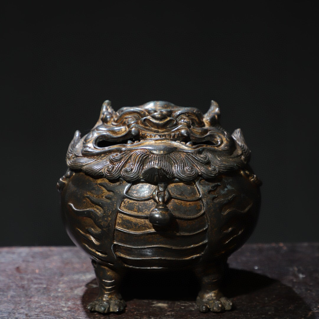 蔵友館蔵品・銅製・泥金・獅子熏香炉】・希少珍品・置物・賞物・中国 蔵友館蔵品・銅製・泥金・獅子熏香炉】・希少珍品・置物・賞物・中国
