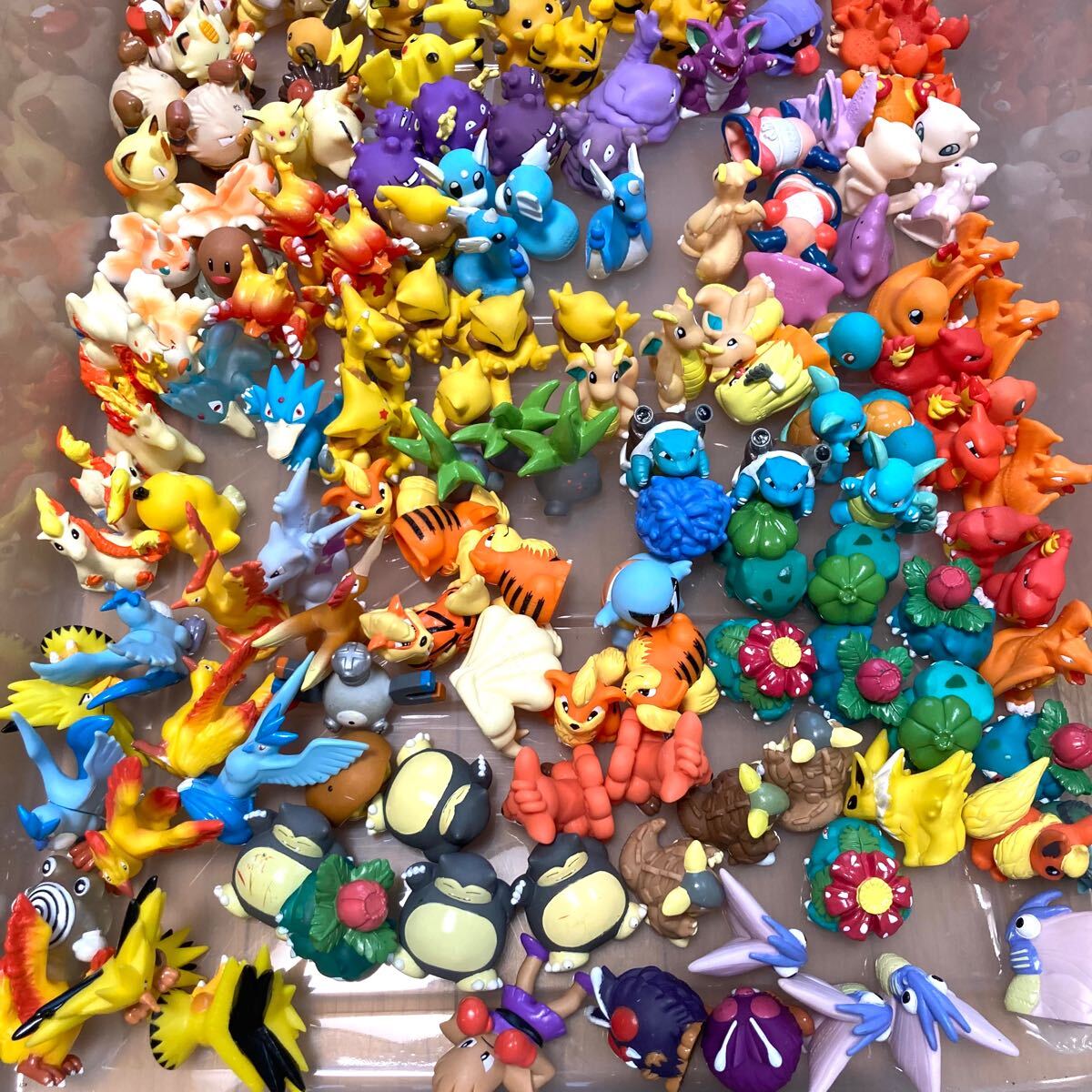 大量】 ポケモンキッズ ポケットモンスター 指人形 90年代のみ 大量】 ポケモンキッズ ポケットモンスター 指人形 90年代のみ