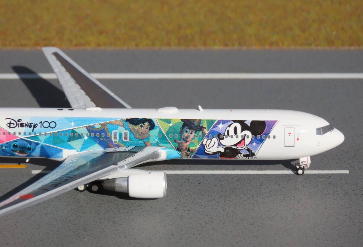 JAL B767-300ER【JAL DREAM EXPRESS Disney100】 JC Wings製 JAL B767-300ER【JAL DREAM EXPRESS Disney100】 JC Wings製