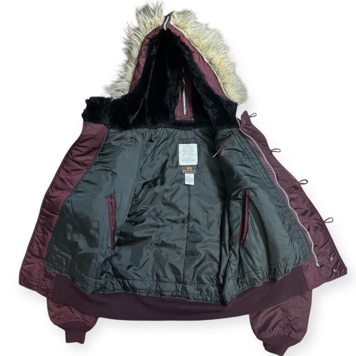 90s ALPHA N-2B 手堅い Flight Jacket サイズM 色ボルドー 90s ALPHA N-2B 手堅い Flight Jacket サイズM 色ボルドー