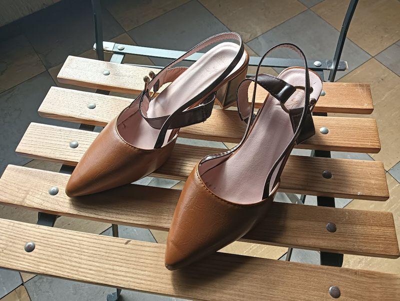 美品 サンダル バックストラップ パンプス 24.5cm ヒール ミュール