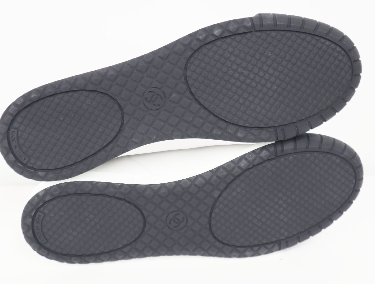 シャネル CHANEL スニーカー 24S G45714 B16598 ココマーク カーフスキン スエード サイズ40 未使用 ユニセックス 靴_画像8