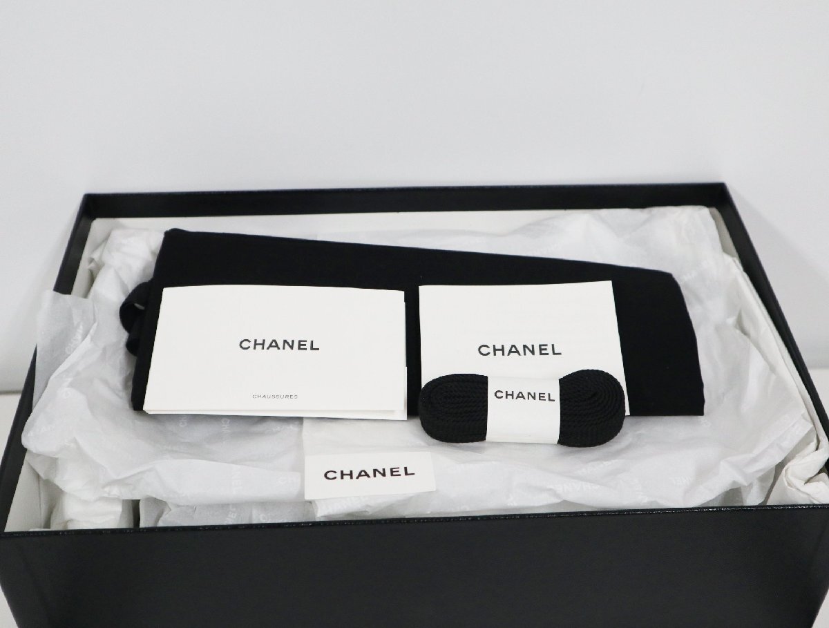 シャネル CHANEL スニーカー 24S G45714 B16598 ココマーク カーフスキン スエード サイズ40 未使用 ユニセックス 靴_画像9