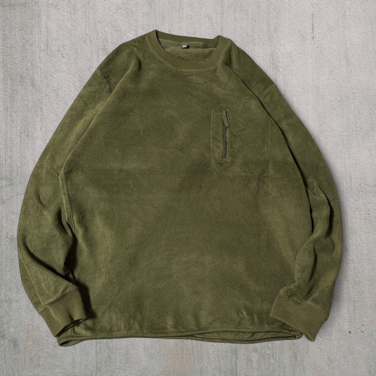 UNIQLO ユニクロ ボアフリース トレーナー オリーブ メンズL●洗濯プレス済● スウェット 無地 アウトドア カーキ グリーン 古着/103