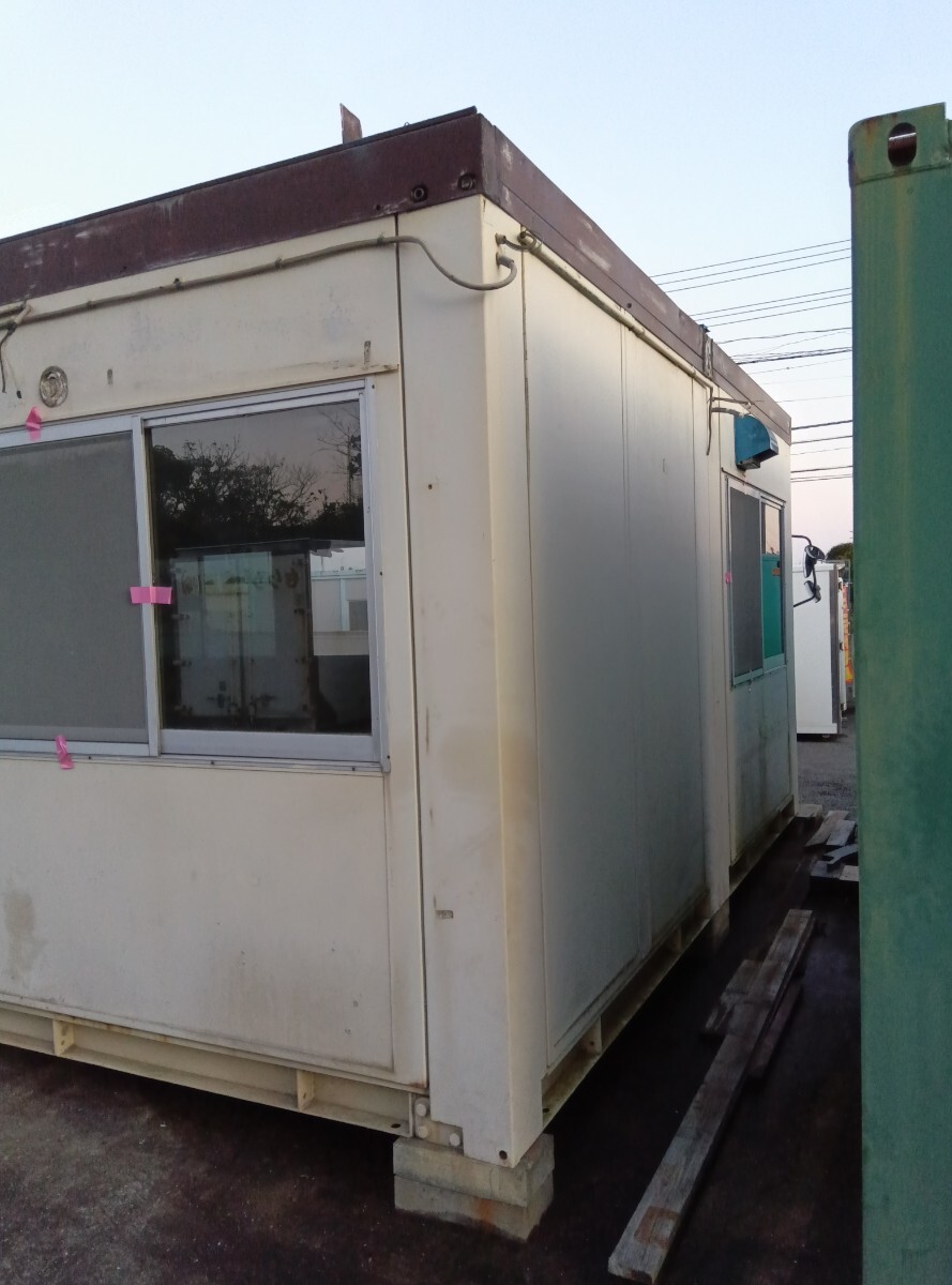 千葉県】中古ユニットハウス 2連棟 折板屋根(約730cm)付き 長さ 千葉県】中古ユニットハウス 2連棟 折板屋根(約730cm)付き 長さ