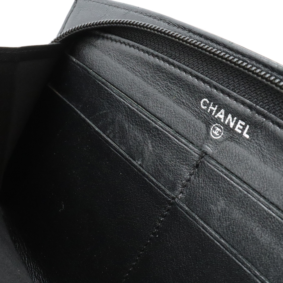 CHANEL シャネル メイクアップ ココマーク ラウンドファスナー CHANEL シャネル メイクアップ ココマーク ラウンドファスナー