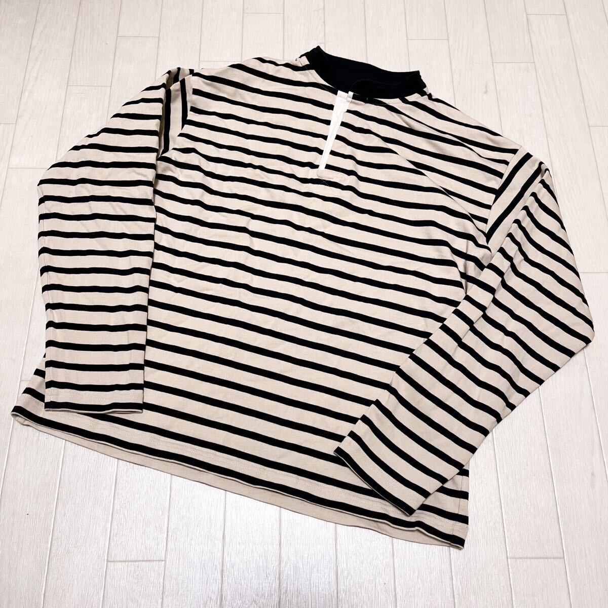 和551★ ITEMS URBAN RESEARCH アーバンリサーチ スタンドネック バスク カットソー ボーダー 長袖 M ベージュ ネイビー