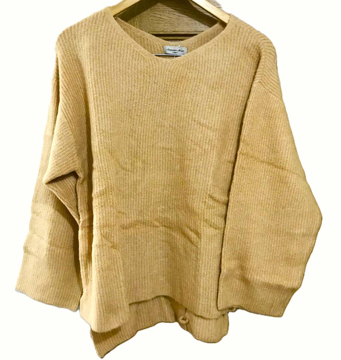 新品 タグ付き サマンサモスモス Samansa Mos2 裾編み上げVネック畦プルオーバー ベージュ 長袖 リボン シャツ トップス ニット_画像1