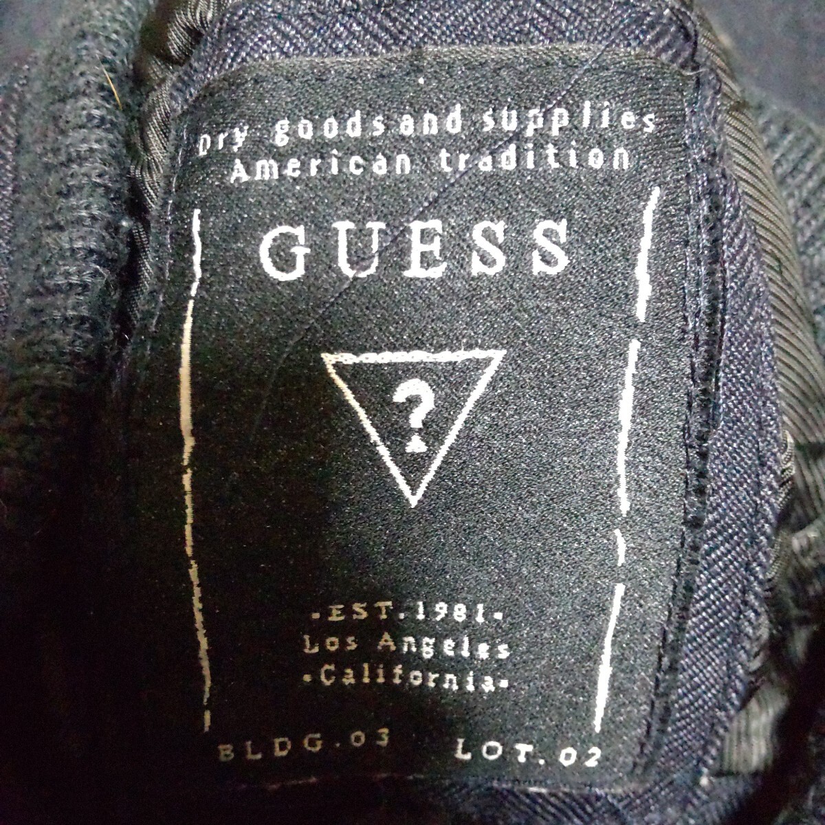 C1 GUESS 黒色 S ゲス 中綿 キルティング ジャケット ジップアップ ミリタリー フライト アウター カジュアル アメリカ USA 古着 メンズ_画像3