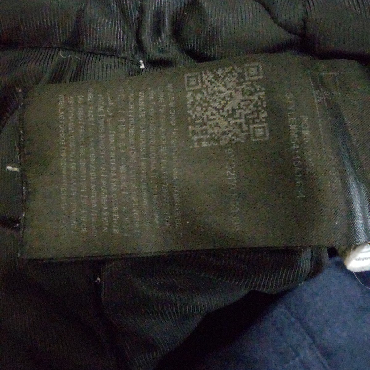 C1 GUESS 黒色 S ゲス 中綿 キルティング ジャケット ジップアップ ミリタリー フライト アウター カジュアル アメリカ USA 古着 メンズ_画像4