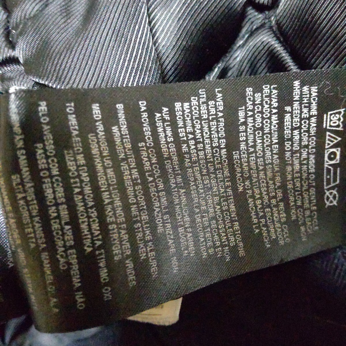 C1 GUESS 黒色 S ゲス 中綿 キルティング ジャケット ジップアップ ミリタリー フライト アウター カジュアル アメリカ USA 古着 メンズ_画像6