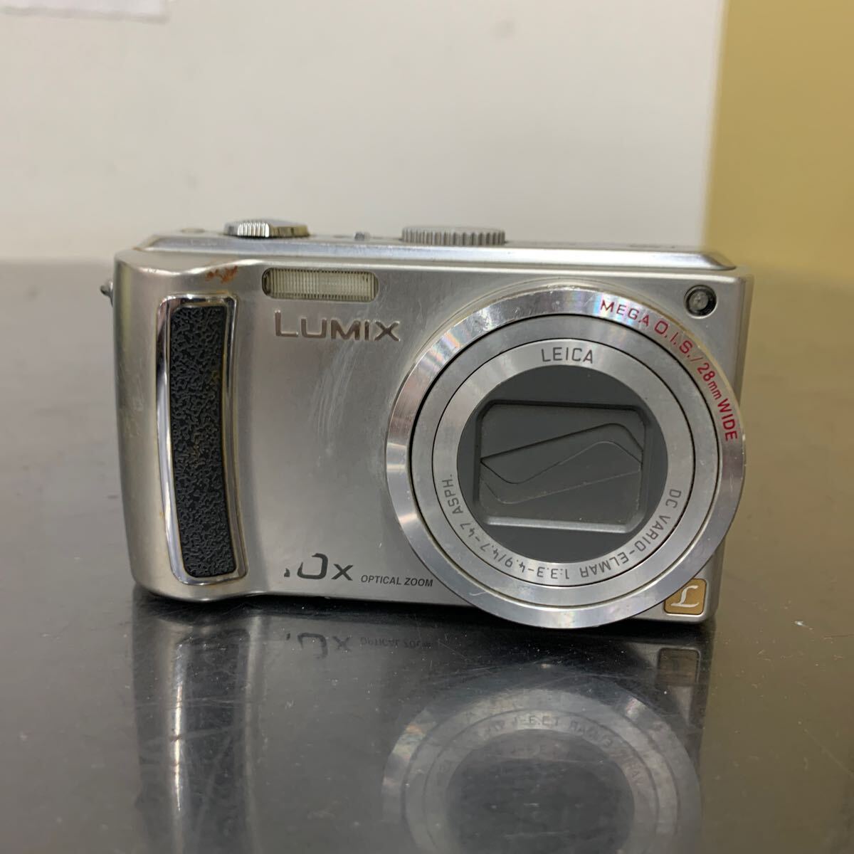 103064. DMC-TZ5. Panasonic. LUMIX コンパクトデジタルカメラ.本体のみ.ジャンク