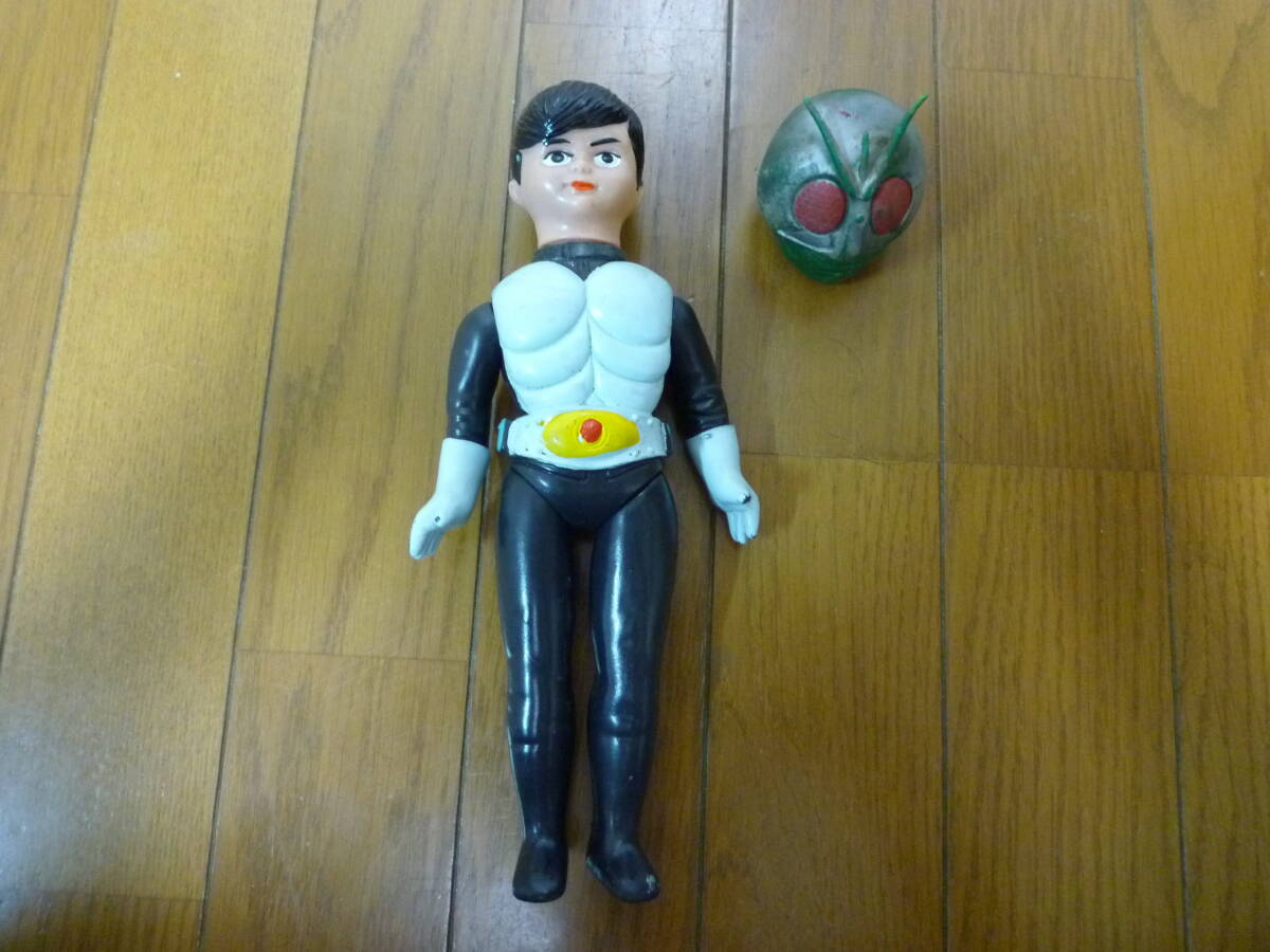 ☆激レア? 無版権 当時物 仮面ライダー 面取れ パチ物 昭和 ☆激レア? 無版権 当時物 仮面ライダー 面取れ パチ物 昭和